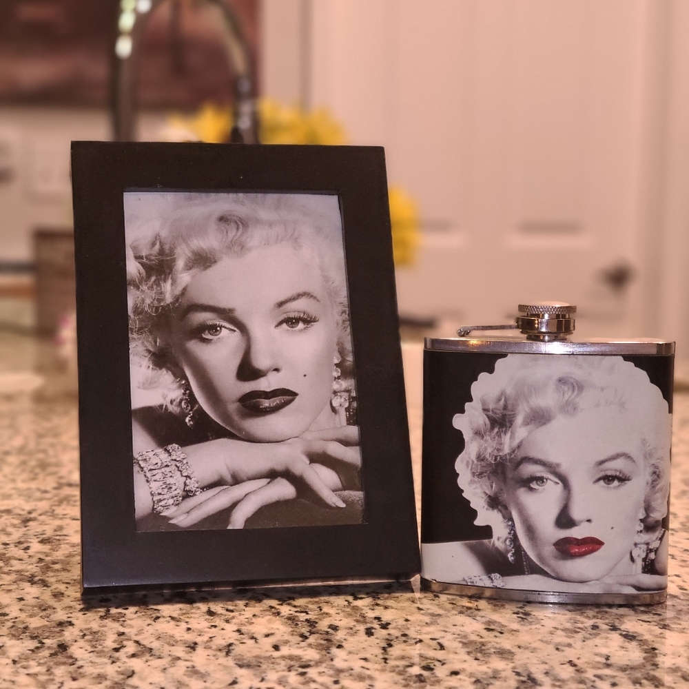 Marilyn Monroe Picture and Flask